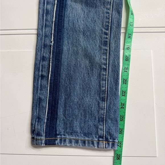 CARMAR High Rise Straight Leg Jeans Size 26 Blue Denim Mid Hem Detail - Picture 2 of 6